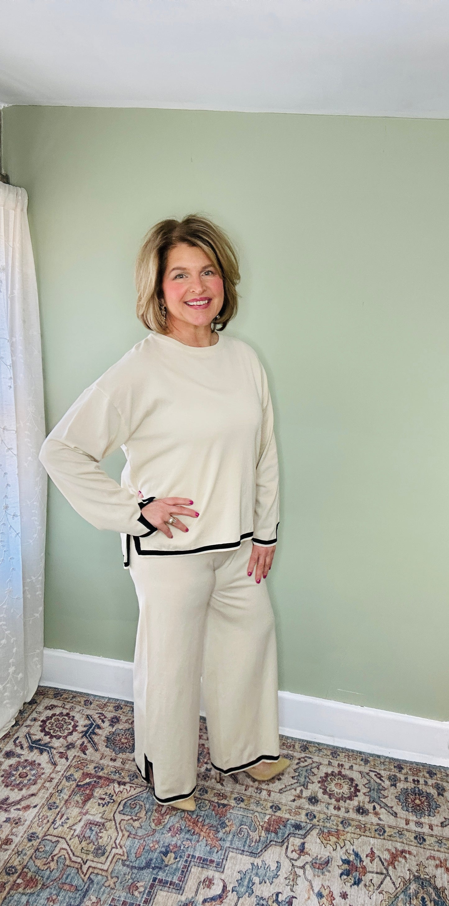 Suburban Long-sleeved Sweater and Pants Set